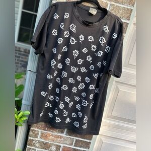 Vintage 90s Flower Print T-Shirt – Made in USA – One Size